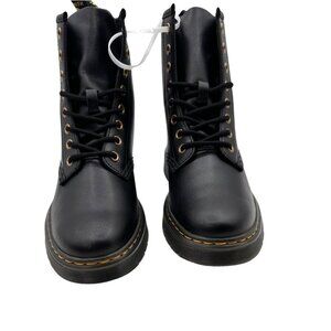 Dr Martens Size 7 Zavala Durable Combat Lace-Up Punk Goth Platform Ankle Boot